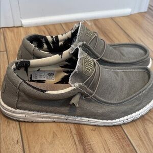 Hey Dude Men's Gray Loafers with White Sole